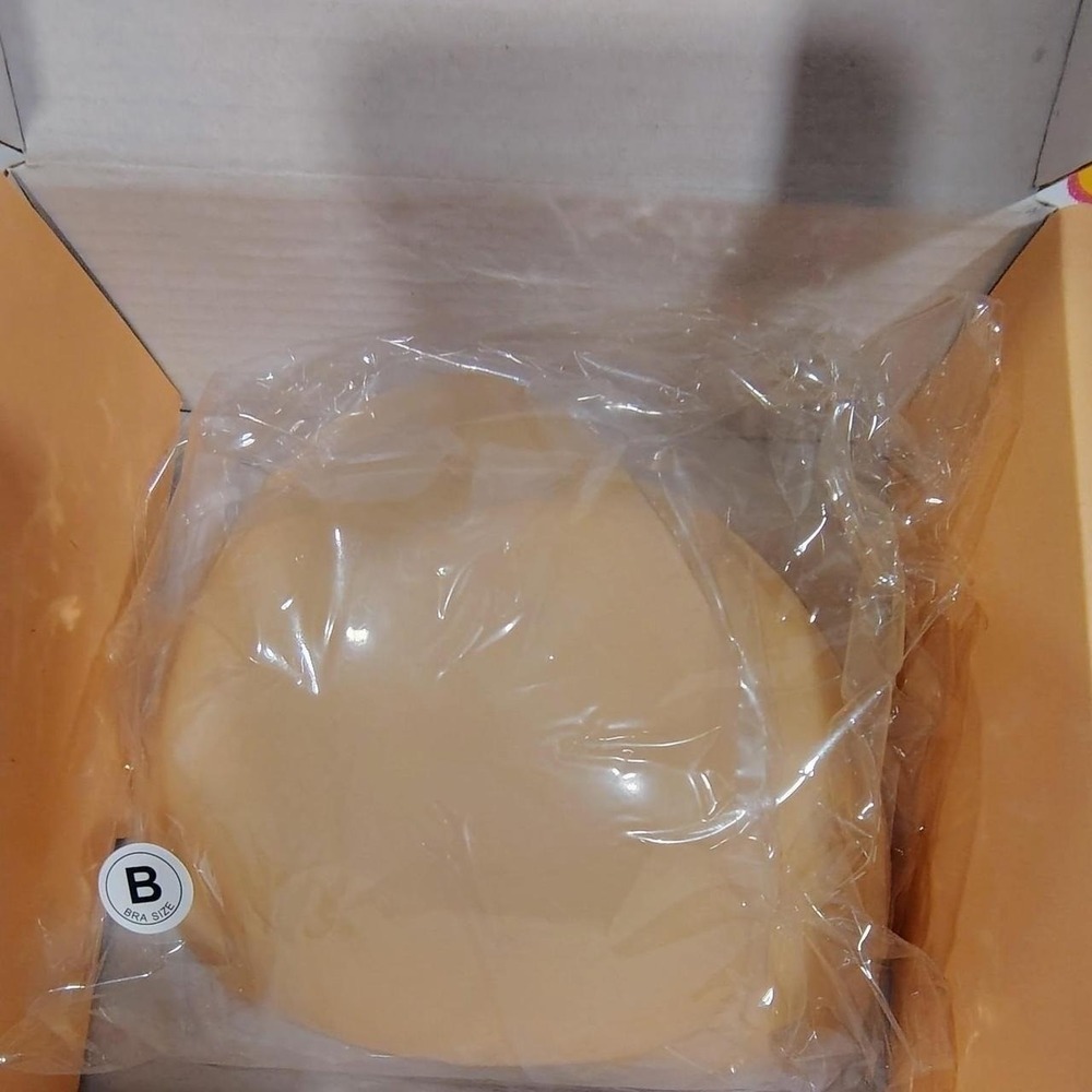 NudeBra Adhesive Silicone Backless Strapless Bra Tan Cup B NIB
